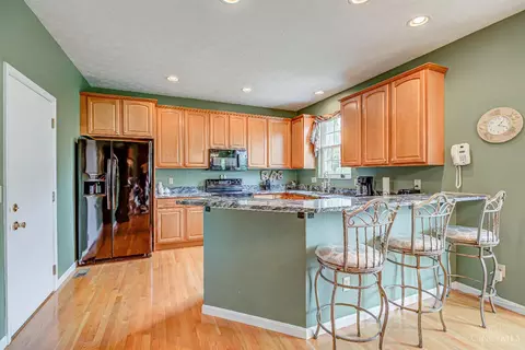 Kitchen - 1148 Devils Backbone Rd, Cincinnati, OH 45233 photo 3 of 3