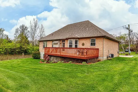 Exterior - 1148 Devils Backbone Rd, Cincinnati, OH 45233 photo 8 of 10