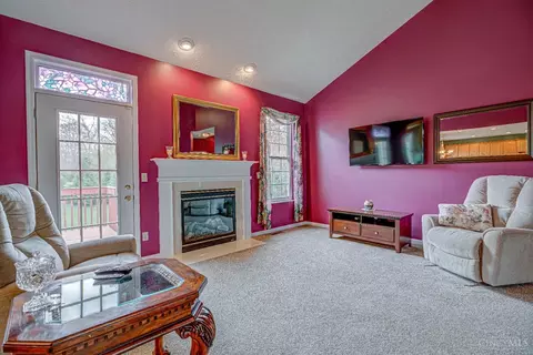 Living - 1148 Devils Backbone Rd, Cincinnati, OH 45233 photo 4 of 6