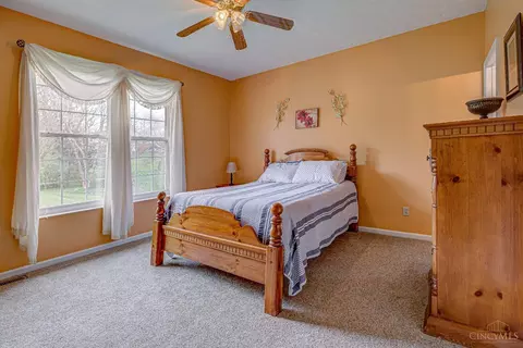 Bedroom - 1148 Devils Backbone Rd, Cincinnati, OH 45233 photo 1 of 7