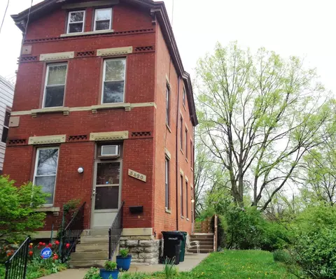 3420 Beaumont Pl, Cincinnati, OH 45205