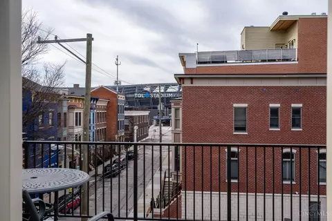 Exterior - 1501 Elm St, Cincinnati, OH 45202 photo 3 of 8