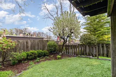 Exterior - 974 Hatch St, Cincinnati, OH 45202 photo 6 of 6