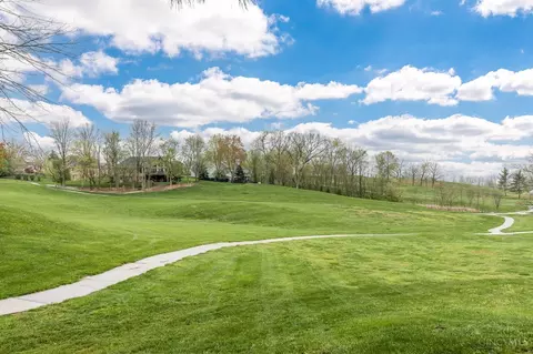 Exterior - 2662 Lytham Ct, Cincinnati, OH 45233 photo 18 of 20