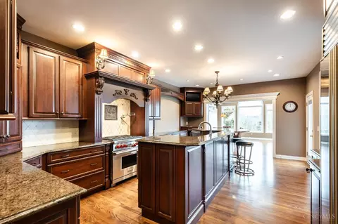 Kitchen - 2662 Lytham Ct, Cincinnati, OH 45233 photo 7 of 8