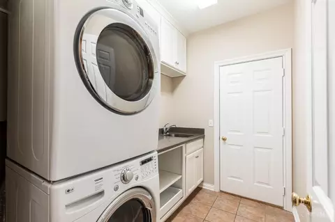 Other - 2662 Lytham Ct, Cincinnati, OH 45233 photo 7 of 21