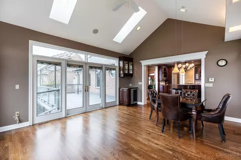 Dining - 2662 Lytham Ct, Cincinnati, OH 45233 photo 3 of 4