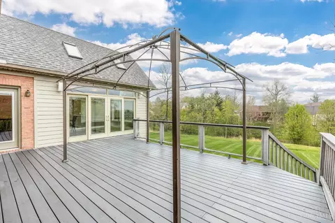 Exterior - 2662 Lytham Ct, Cincinnati, OH 45233 photo 8 of 20