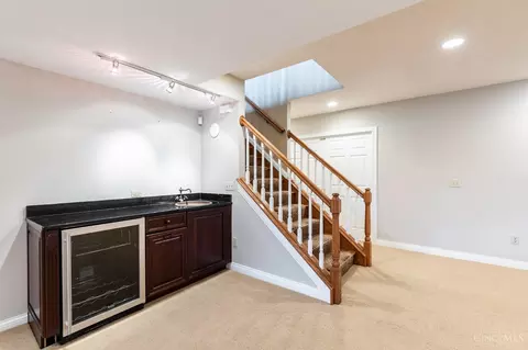 Entry Way - 2662 Lytham Ct, Cincinnati, OH 45233 photo 4 of 4