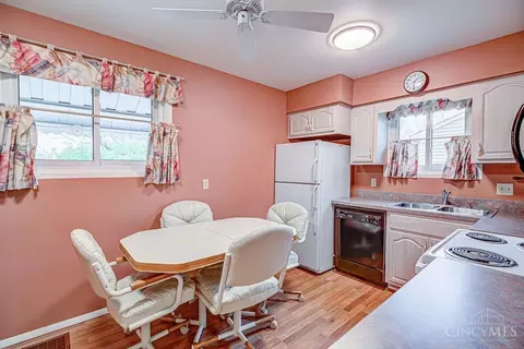 Dining - 1735 Patrick Dr, Cincinnati, OH 45204 photo 2 of 2