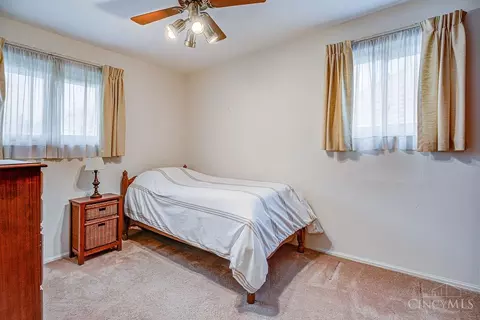 Bedroom - 1735 Patrick Dr, Cincinnati, OH 45204 photo 1 of 7