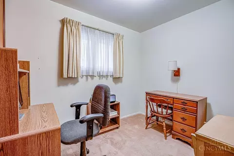 Bedroom - 1735 Patrick Dr, Cincinnati, OH 45204 photo 6 of 7