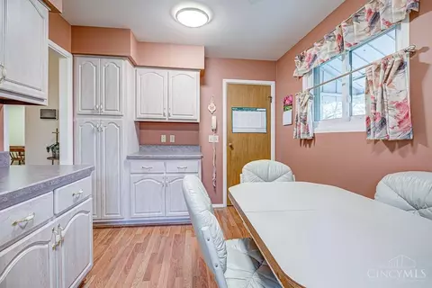 Dining - 1735 Patrick Dr, Cincinnati, OH 45204 photo 1 of 2