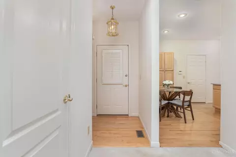 Entry Way - 6542 Silverfox Dr, Cincinnati, OH 45230 photo 1 of 1