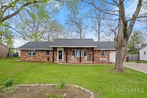 5506 Oak Grove Ave, Blanchester, OH 45107