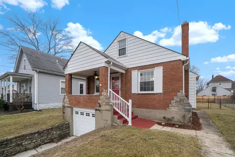 4302 Webster Ave, Deer Park, OH 45236