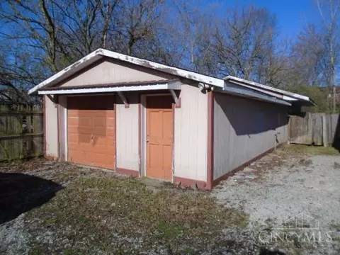 Exterior - 4537 Yates Ln, Cincinnati, OH 45244 photo 2 of 3