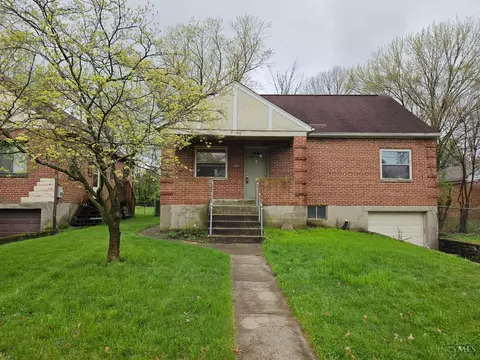 7205 Bernard Ave, Mount Healthy, OH 45231