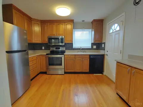 3840 Larchview Dr, Cincinnati, OH 45236 photo 10