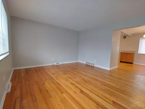 3840 Larchview Dr, Cincinnati, OH 45236 photo 6