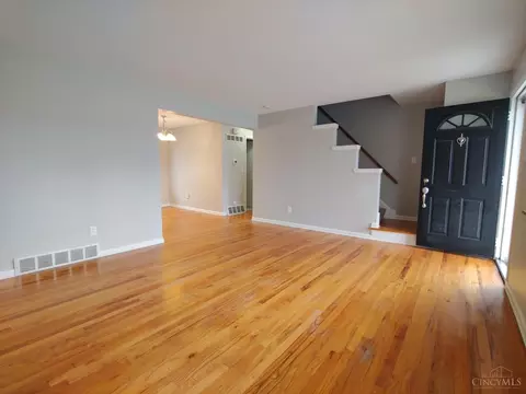 3840 Larchview Dr, Cincinnati, OH 45236 photo 7