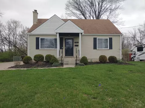 3840 Larchview Dr, Cincinnati, OH 45236
