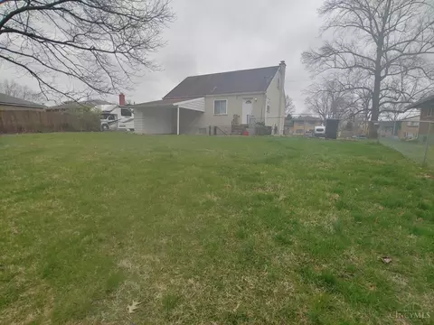 3840 Larchview Dr, Cincinnati, OH 45236 photo 18