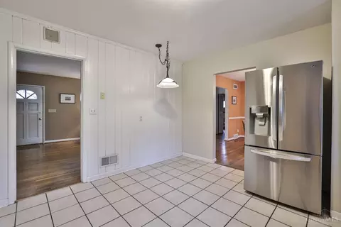 Kitchen - 331 Forest Ave, Wyoming, OH 45215 photo 4 of 6