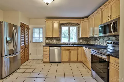 Kitchen - 331 Forest Ave, Wyoming, OH 45215 photo 1 of 6