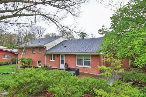 Exterior - 331 Forest Ave, Wyoming, OH 45215 photo 13 of 14