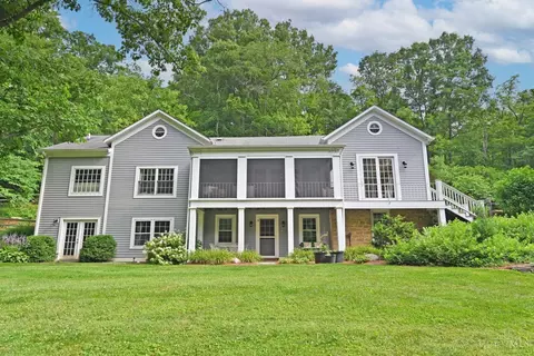 6005 Given Rd, Cincinnati, OH 45243