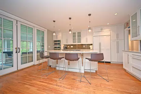 Dining - 6005 Given Rd, Cincinnati, OH 45243 photo 3 of 3