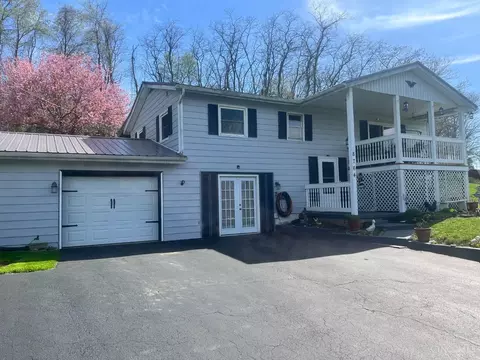 8764 Us Rt 50, Hillsboro, OH 45133