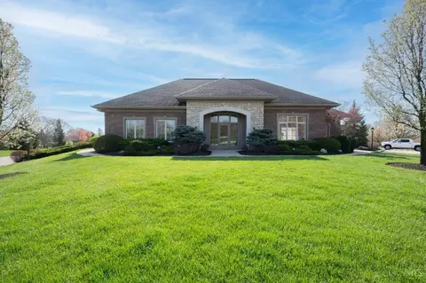 Exterior - 5747 Springview Cir, Mason, OH 45040 photo 6 of 8