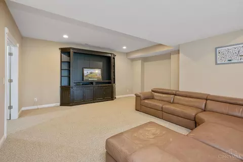 Living - 5747 Springview Cir, Mason, OH 45040 photo 3 of 4
