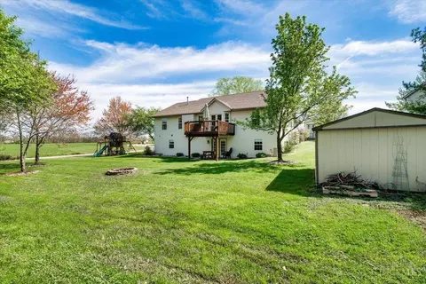 Exterior - 6645 Woodsedge Dr, Liberty Township, OH 45044 photo 7 of 10