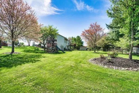 Exterior - 6645 Woodsedge Dr, Liberty Township, OH 45044 photo 4 of 10