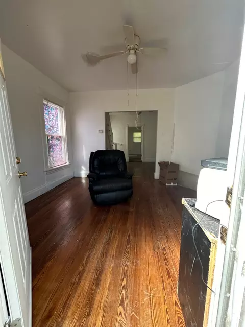 3960 Hillside Ave, Cincinnati, OH 45247 photo 3