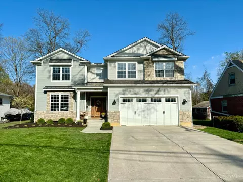 7410 Thomas Dr, Madeira, OH 45243