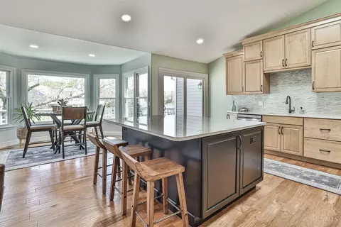 Kitchen - 3348 Cutter Ln, Maineville, OH 45039 photo 4 of 6