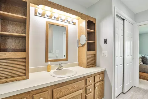 Bath - 3348 Cutter Ln, Maineville, OH 45039 photo 5 of 5