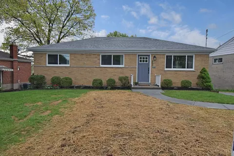 452 Morrvue Dr, Cincinnati, OH 45238