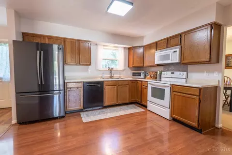 Kitchen - 119 Circle Dr, Harrison, OH 45030 photo 1 of 4