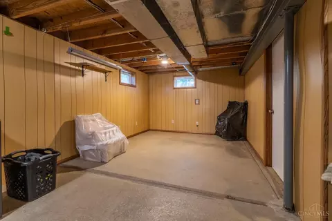 Exterior - 119 Circle Dr, Harrison, OH 45030 photo 3 of 7