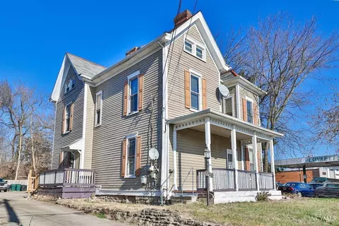 Exterior - 5720 Madison Rd, Cincinnati, OH 45227 photo 2 of 9