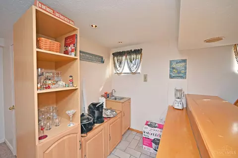 Kitchen - 351 Deerfield Dr, Harrison, OH 45030 photo 5 of 7