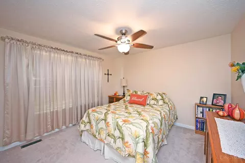 Bedroom - 351 Deerfield Dr, Harrison, OH 45030 photo 6 of 10