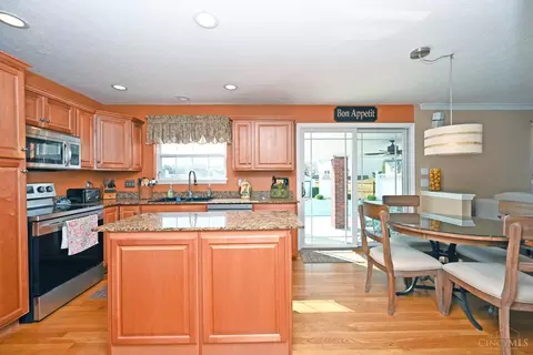 Kitchen - 351 Deerfield Dr, Harrison, OH 45030 photo 3 of 7