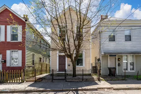 Exterior - 751 Morgan St, Cincinnati, OH 45206 photo 3 of 9