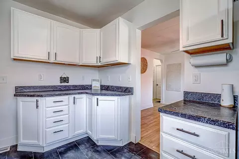 Kitchen - 4039 Smith Rd, Cheviot, OH 45211 photo 4 of 4